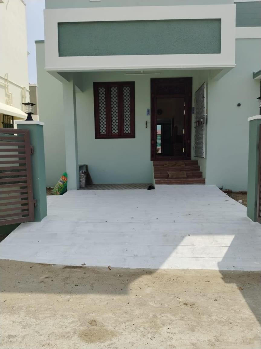 Thirunallar Ganesha'S Homestay Karaikal Buitenkant foto
