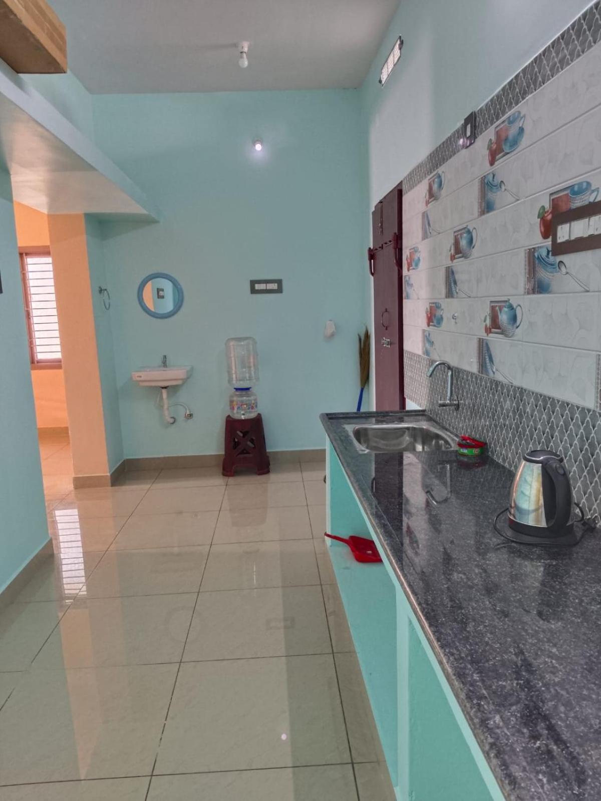 Thirunallar Ganesha'S Homestay Karaikal Buitenkant foto