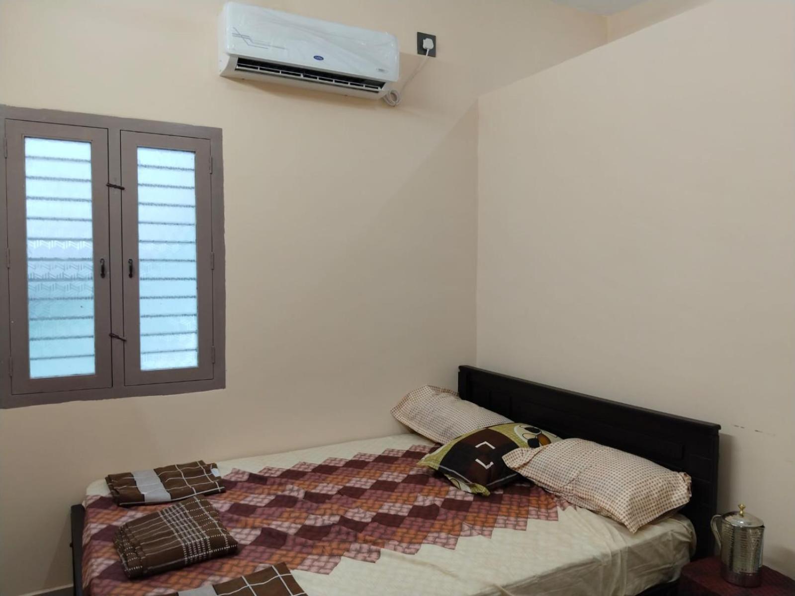 Thirunallar Ganesha'S Homestay Karaikal Buitenkant foto